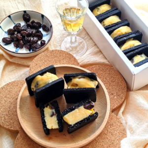 dark chocolate rum & raisin cookies